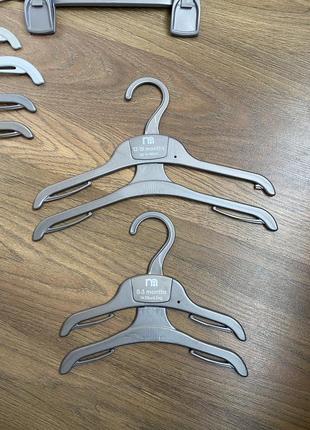 Вешалки mothercare