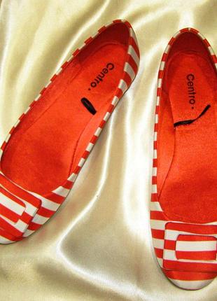 Балетки з пряжкою 38,5 р смугастенькі