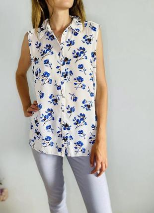 Стильна блузка в красивий квітковий принт4 фото