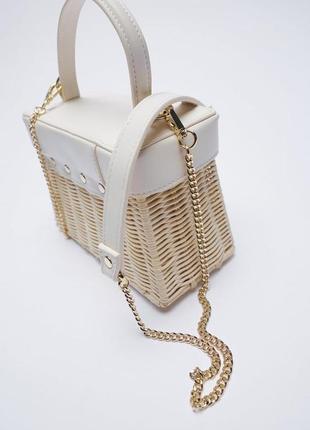 Минодьер из ротанга с ручкой zara