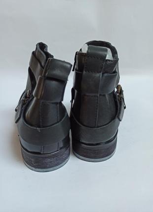 Кожаные черные ботинки женские.брендовая обувь stock7 фото