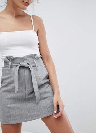 Bershka идеальная серая мини юбка в полоску paper bag