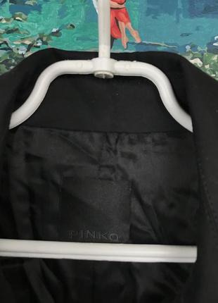 Оригінальний чорний двобортний плащ pinko