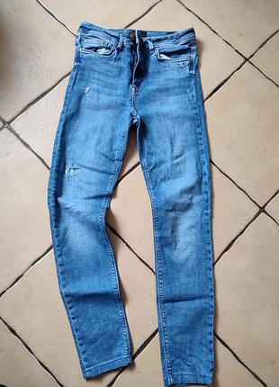 Джинси колінс