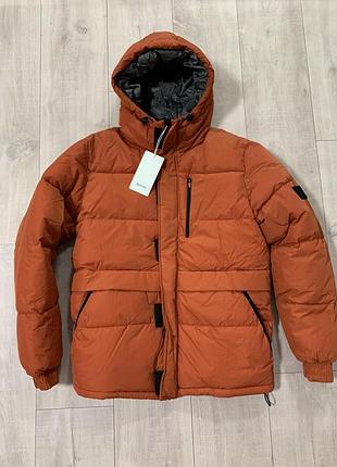 Зимний пуховик bershka