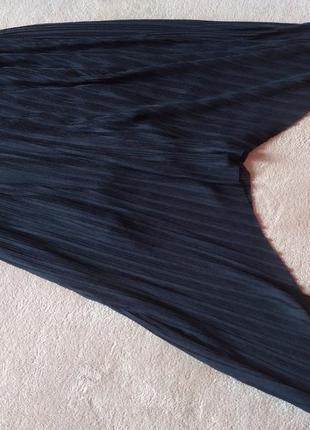 Шикарное чёрное плиссированное длинное платье пышная юбка открытая спина4 фото