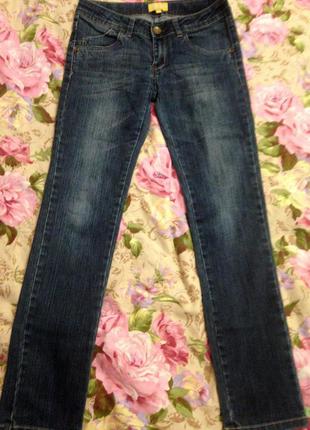 Отличные джинсы на рост 152