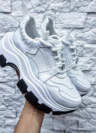 Женски кроссовки kross 2702-32