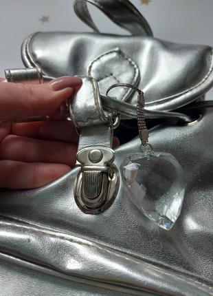 Рюкзак серебряного цвета металлик6 фото