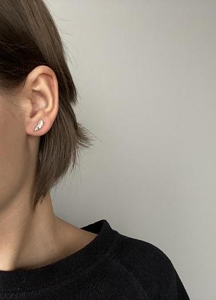 Сережка перо гвоздик мінімалізм