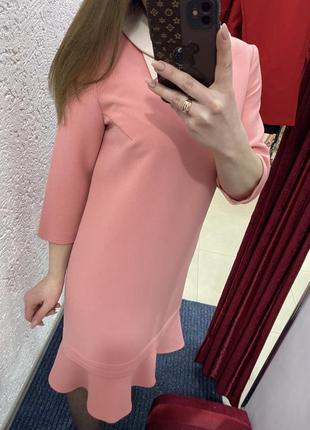 Платье классическое  с воротником