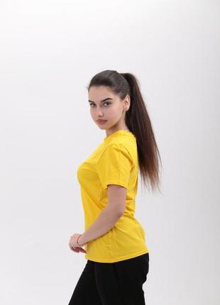 Женская базовая  универсальная футболка xs s m l xl xxl желтая