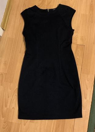 Чёрное коктейльное платье incity