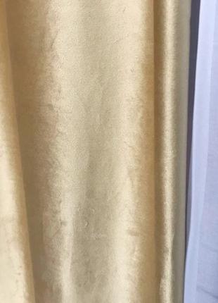 Портьерная ткань для штор бархат золотисто-бежевого цвета7 фото