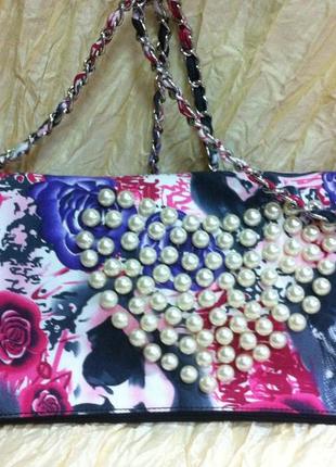Молодёжная стильная  цветная сумка-клатч с жемчуженнами3 фото