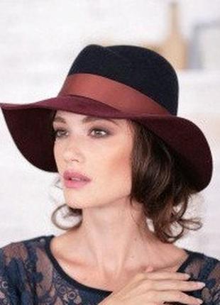 Капелюх з фетру чоловічого стилю колір чорний -бордовий