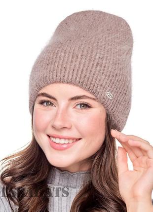 Женская сиреневая  шапка двухслойная ангора  украшена пайеткой и брошью4 фото
