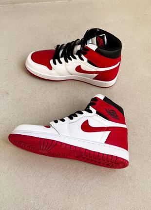 Nike jordan 1 retro white/ university red брендовые высокие красные белые трендовые кроссовки найк джордан весна осень високі червоні білі кросівки6 фото