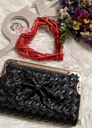 Клатчік чорний з золотом