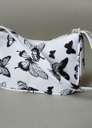 Белая сумочка багет с бабочками6 фото