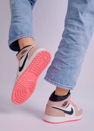 Nike jordan 1 se pink новинка брендовые крутые розовые высокие кроссовки найк джордан трендовая модель весна лето осень жіночі високі рожеві кросівки4 фото
