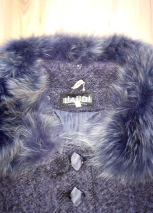 Зимове пальто з натуральним песцовым коміром