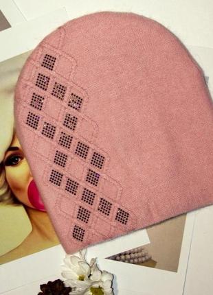 Женская шапочка из ангоры украшенная мелкими камнями розовая и коричневая4 фото