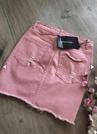Очень стильная рваная стрейчевая джинсовая юбка мини6 фото