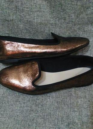 Легенькие туфли лоферы сlarks made in cambogia