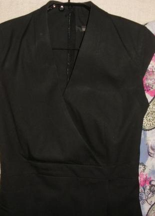 Базовое чёрное платье по фигуре карандаш футляр миди  классика4 фото