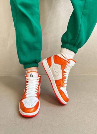 Nike jordan 1 retro electro orange новинка женские высокие оранжевые коралловые кроссовки найк джордан тренд помаранчеві кросівки весна літо осінь