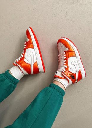 Nike jordan 1 retro electro orange новинка женские высокие оранжевые коралловые кроссовки найк джордан трендові помаранчеві кросівки демісезон