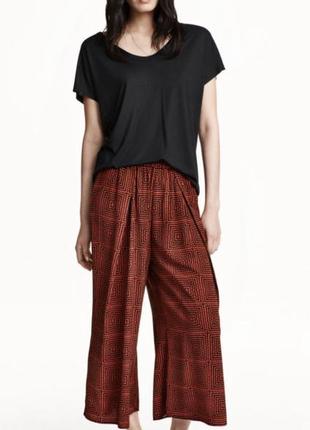 Широкие кюлоти в принт h&m