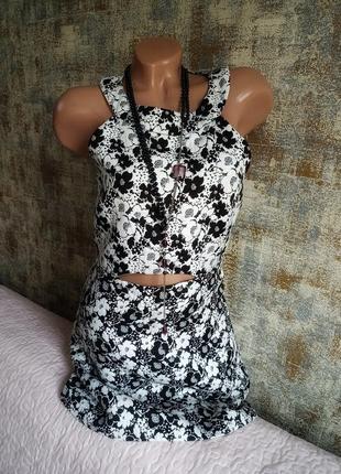 Стильное летнее платье с вырезом/платье миди в цветочный принт/topshop/xs-s
