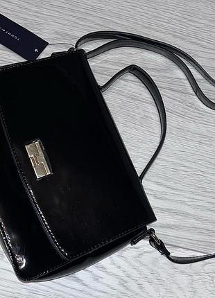 Сумочка tommy hilfiger кроссбоди