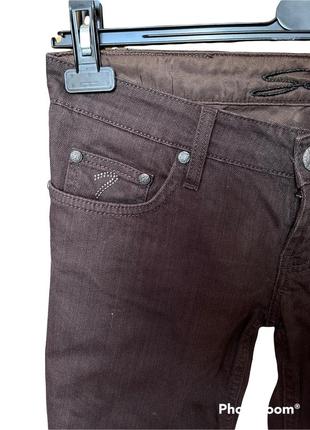 Коричневые брендовые джинсы3 фото