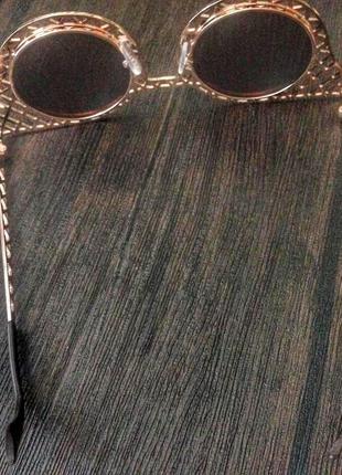 Круглі сонцезахисні окуляри котяче око металева оправа cat eye 2022 uv4005 фото