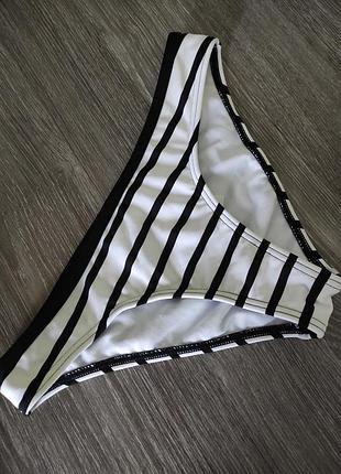 Новые плавки низ от купальника o'neill