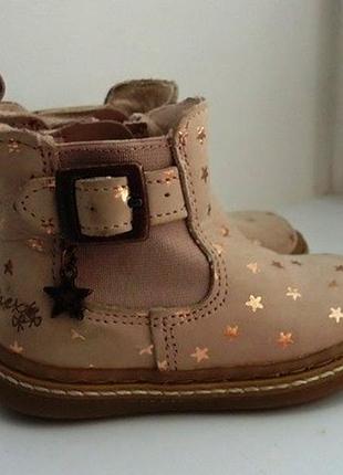 Классные звездные деми-ботиночки next, португалия. стелька 12,5 см