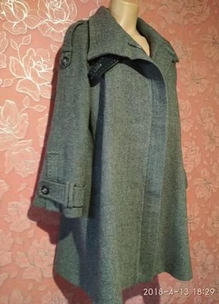 Роскошное шерстяное пальто актуального а-силуета от известного бренда2 фото