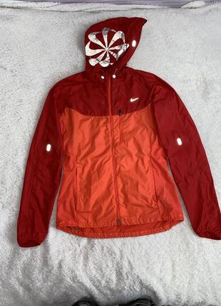 Nike vapor жіноча бігова куртка вітровка р s оригінал1 фото
