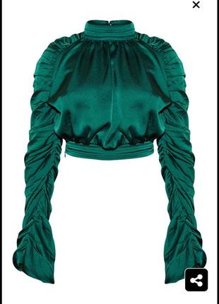 Блуза зелена атласна/ блуза укороченная шикарная изумрудная цвет бутылки с драпировкой2 фото