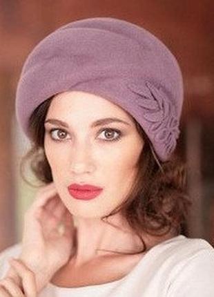 Фетровий бере капелюх