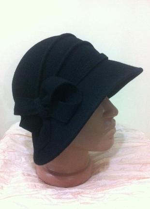 Фетровий капелюх з маленькими полями колір чорний