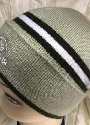 Одинарна з відворотом в'язана шапочка для хлопчика від 1 до 5 років