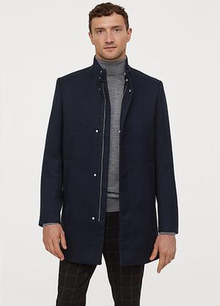 Оригинальное пальто с воротником стойкой от бренда h&m 0788281002 разм. 52