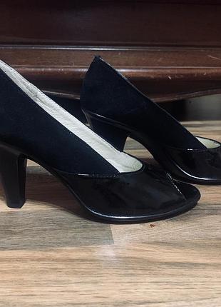 Туфлі замша лак