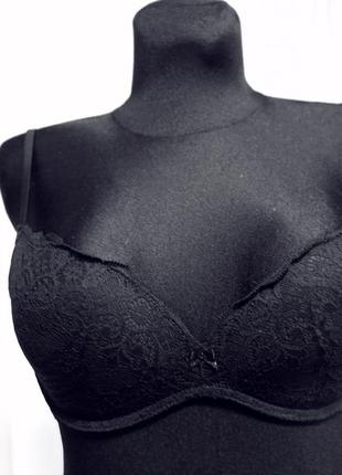 Красивый бюстгальтер без косточек 80 в