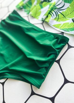 Принтованный зелёный раздельный купальник с высокими трусиками5 фото