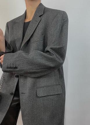 Базовый серый пиджак в елочку canda